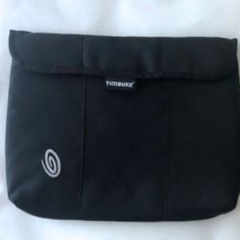 new Timbuk2  15" computer padded pouch cover bag black